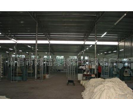 從單面圓機(jī)匹布到粘塵布 南昌市郊福祿特針織服裝廠的專(zhuān)業(yè)制造與圖像集錦
